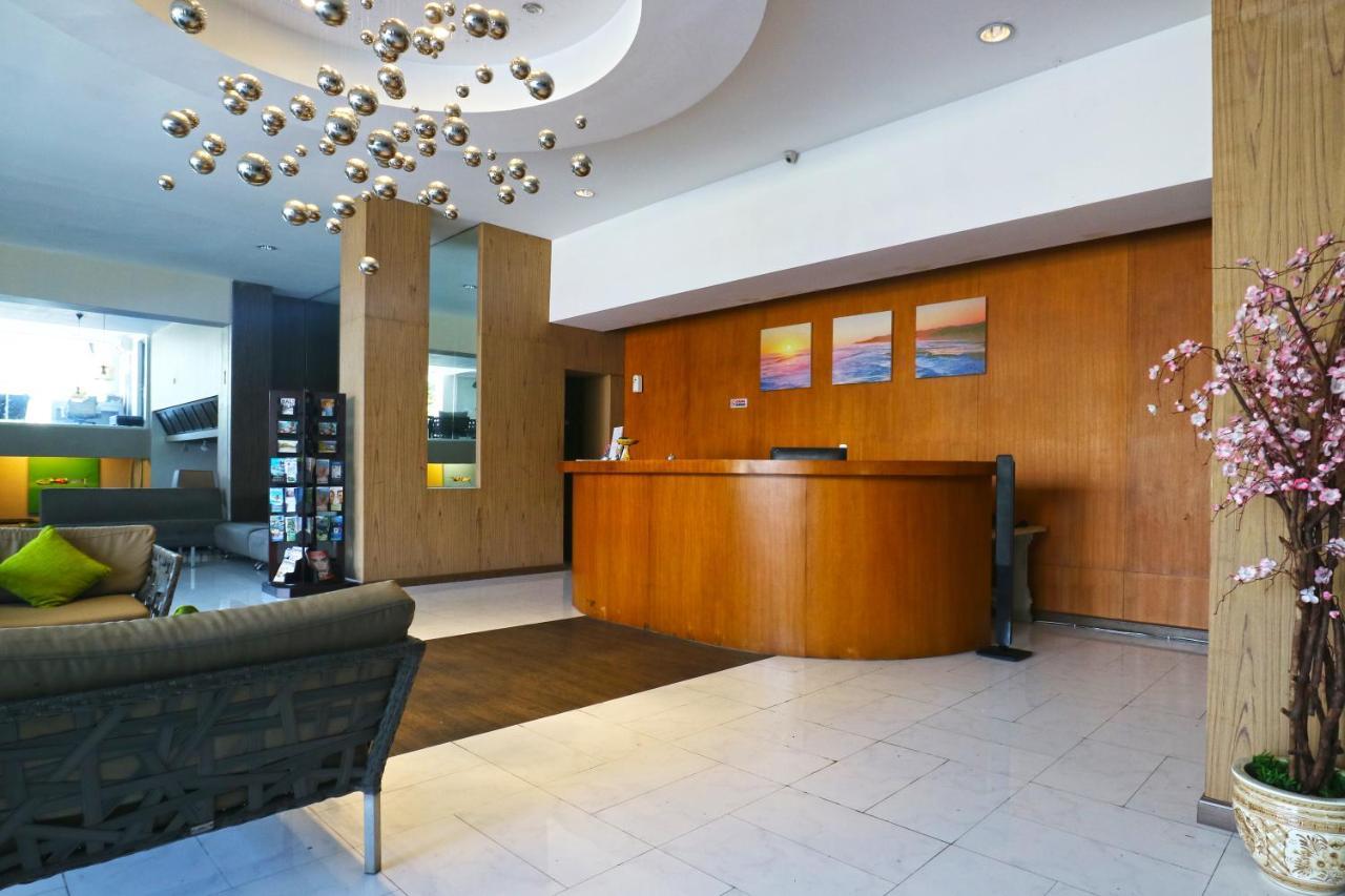 Kimono Spa Hotel Kuta  Bagian luar foto